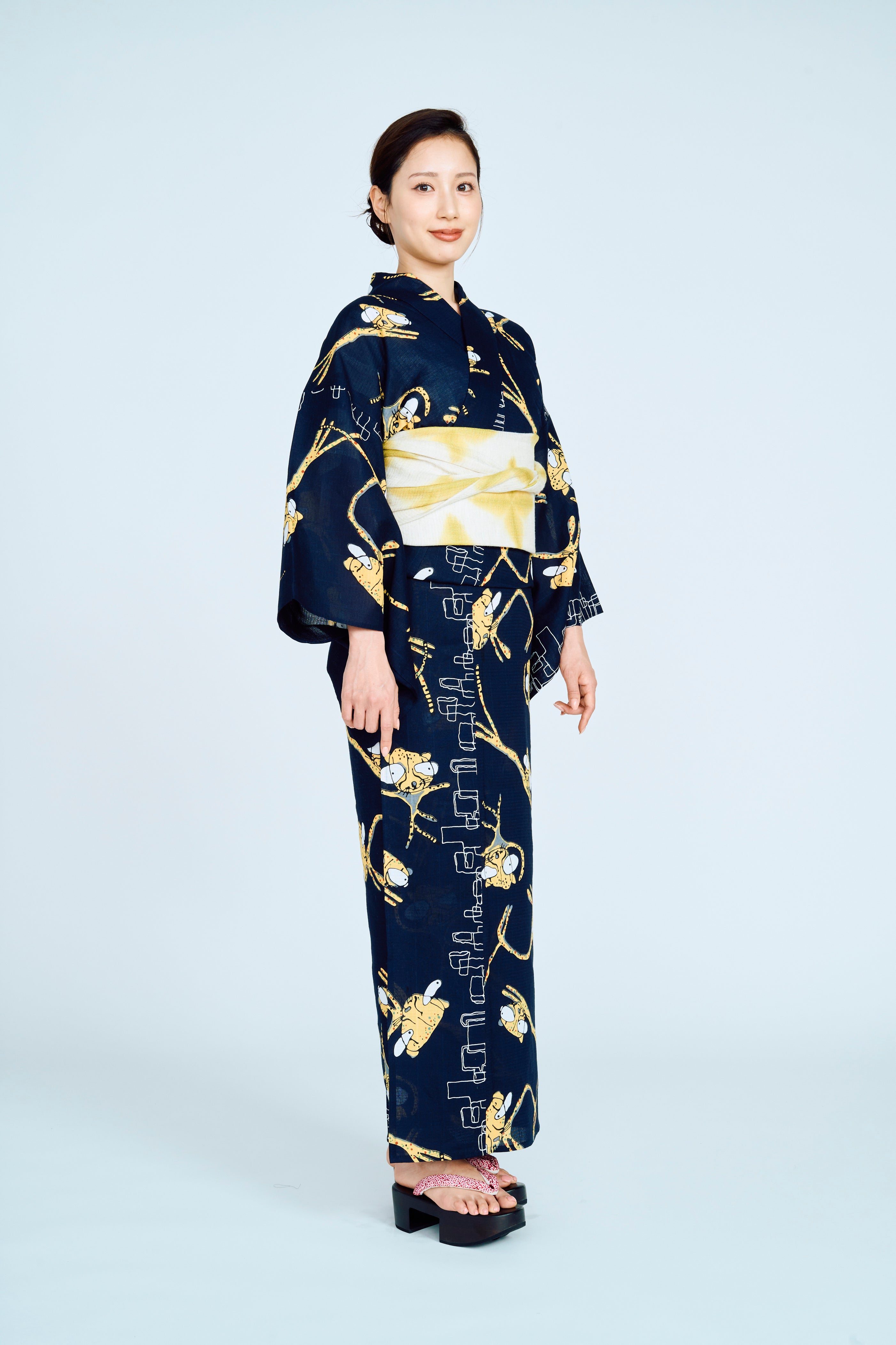 Etoneige 金子蒼央 サイン入り生写真 浴衣 浴衣「 夜の街のチーター」 – EMON