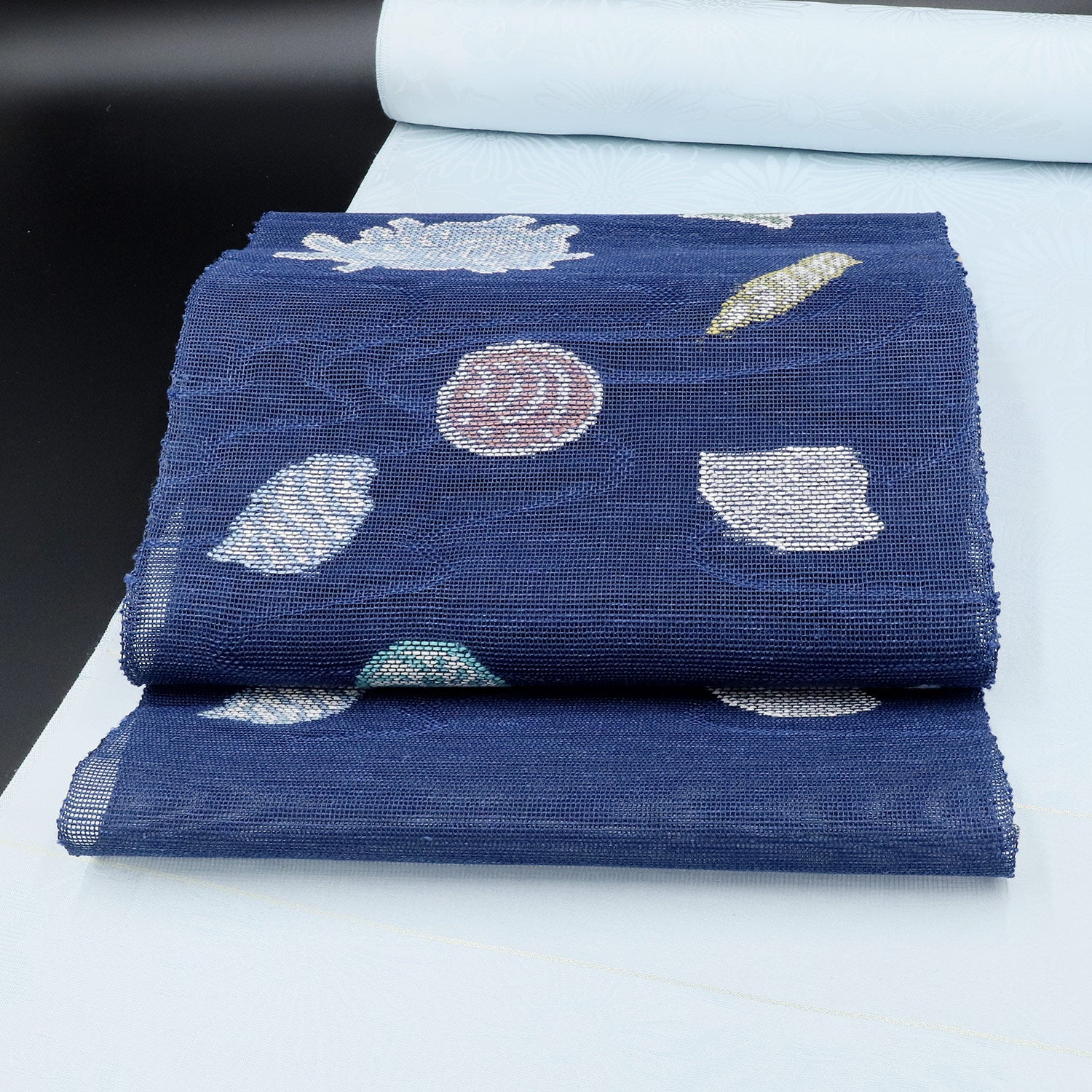 帯屋捨松 夏八寸名古屋帯 貝づくし文 – EMON