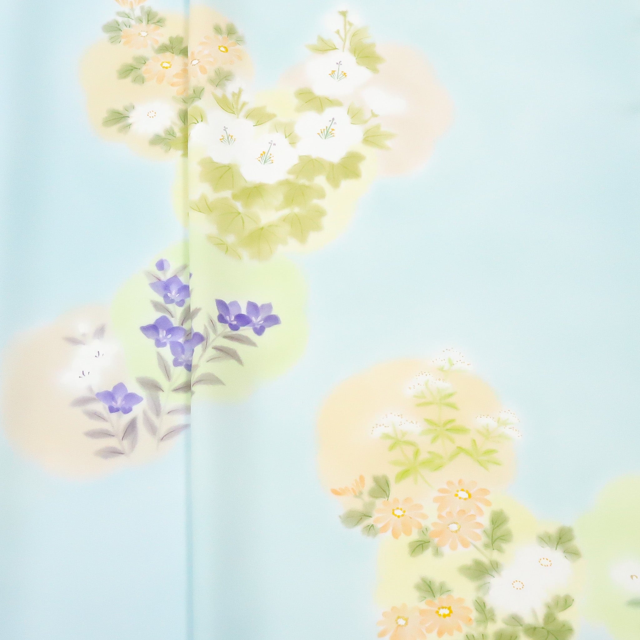 に志山染匠 濡れ描き無線友禅附下 丸取り草花文 – EMON