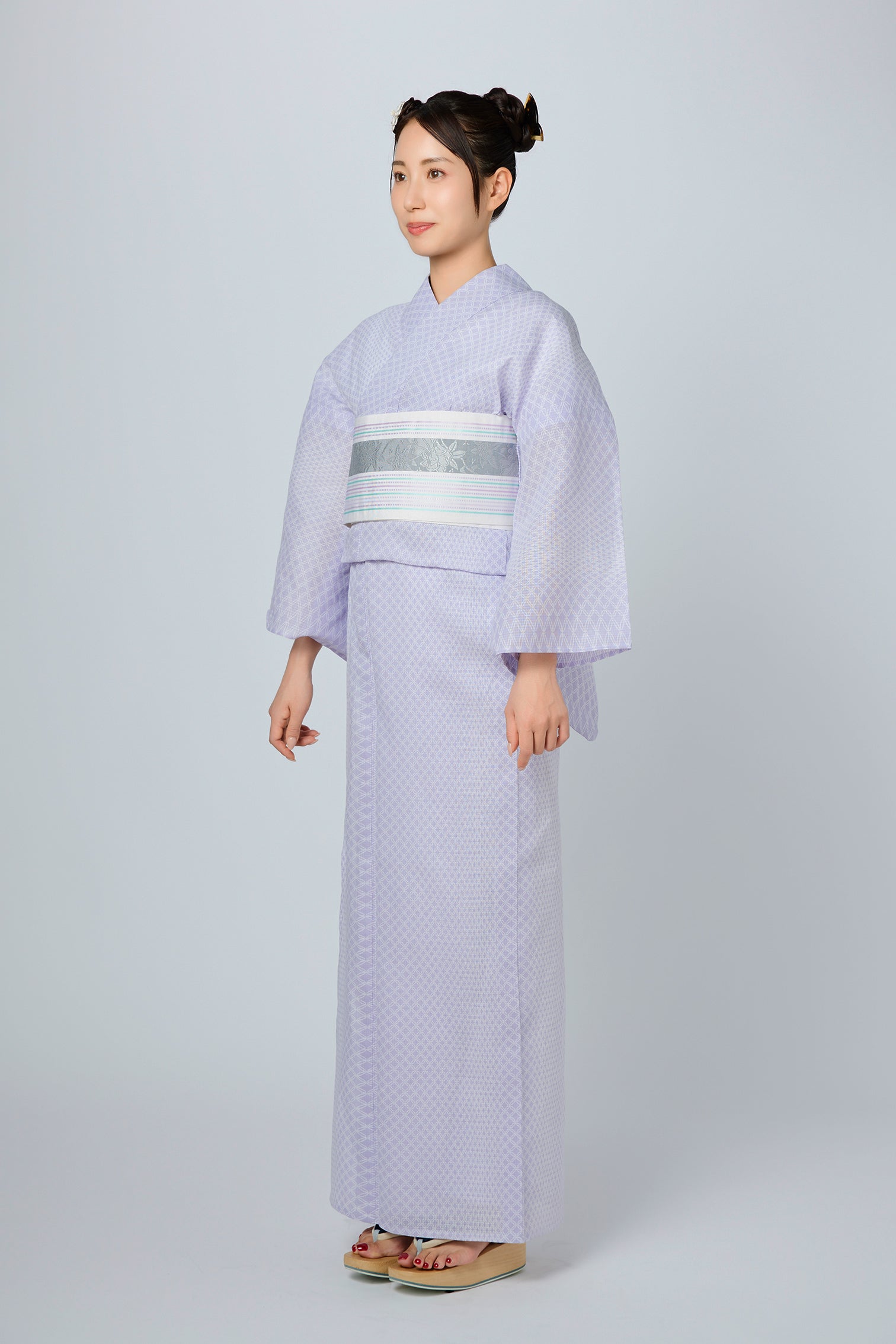 伊勢型写し浴衣「七宝繋ぎ」藤紫 – EMON