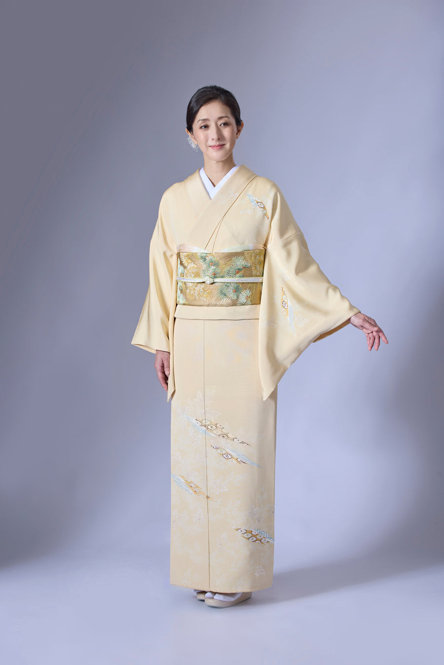 有職松菱に⽺⻭ / 訪問着